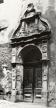 Kühler Brunnen, Portal des Saalbaus (Foto um 1890)